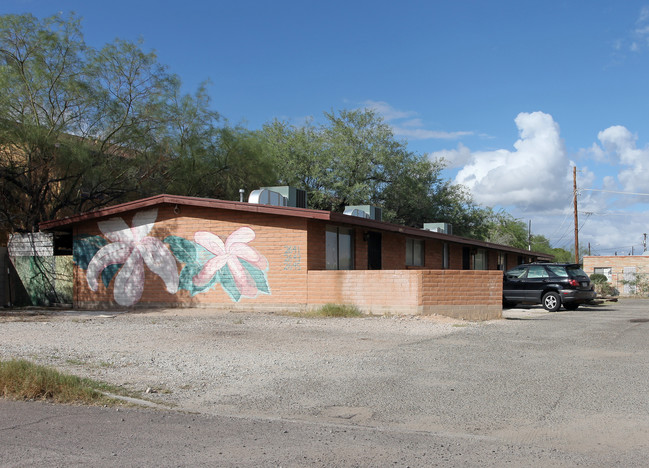 2641 N Estrella Ave in Tucson, AZ - Building Photo - Building Photo