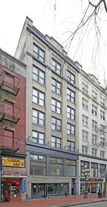 Gastown Hotel in Vancouver, BC - Building Photo