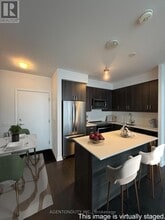 7895 Jane St in Vaughan, ON - Building Photo - Building Photo