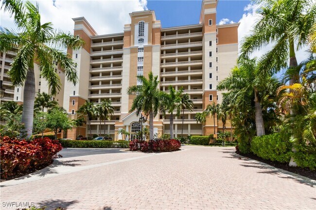 410 Flagship Dr in Naples, FL - Building Photo - Building Photo