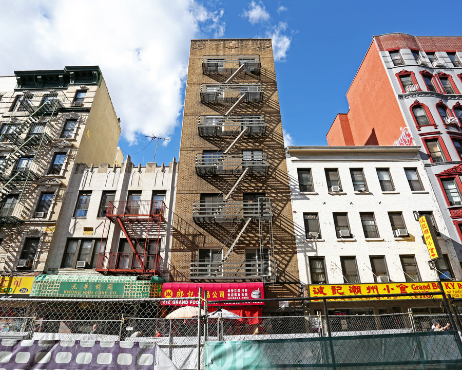 Grand St. & Mott St. in New York, NY - Building Photo