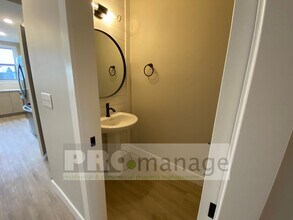 383 Easy St in Idaho Falls, ID - Building Photo - Building Photo