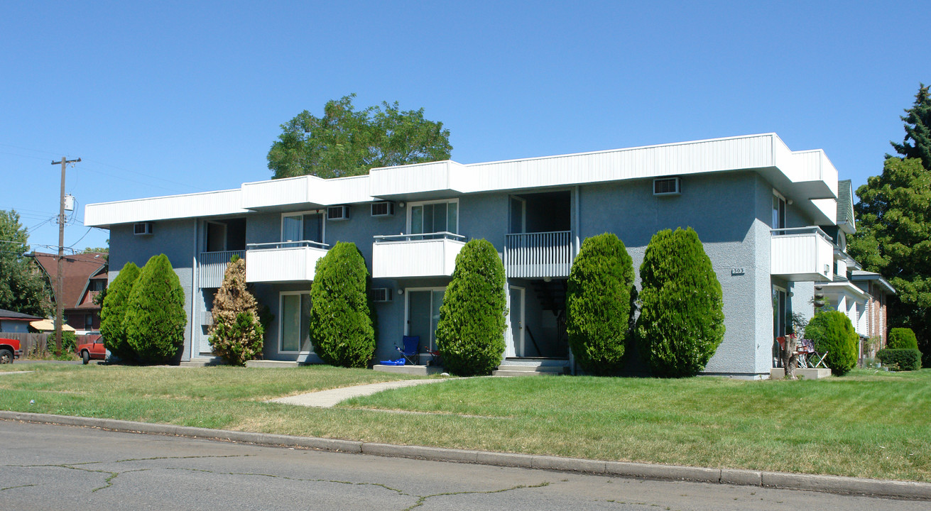 303 E Mission Ave in Spokane, WA - Foto de edificio