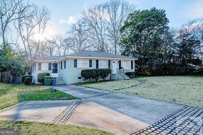 129 Westover Dr in Athens, GA - Building Photo - Building Photo