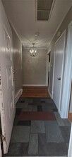 176 Adelphi Ave in Harrison, NY - Foto de edificio - Building Photo