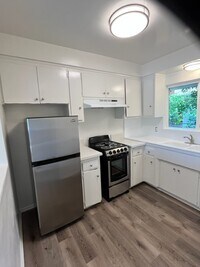 7107 Etiwanda Ave photo'