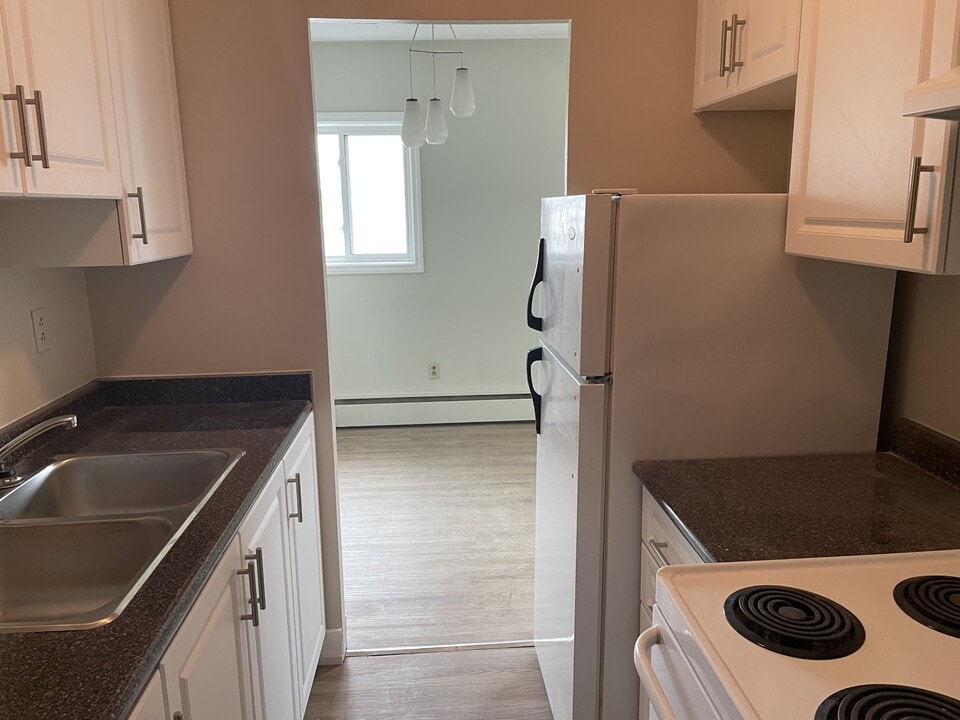 172 Westmount St in Oshawa, ON - Building Photo