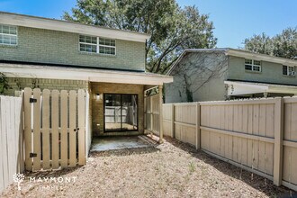 835 Von Kolnitz Rd in Mount Pleasant, SC - Building Photo - Building Photo