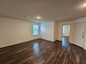 5113 Avenue G in Fort Worth, TX - Building Photo - Building Photo