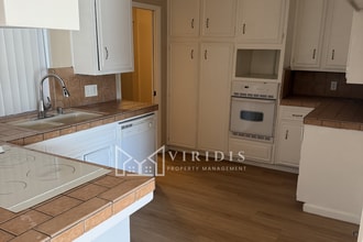 1304 La Puente Dr in Bakersfield, CA - Building Photo - Building Photo