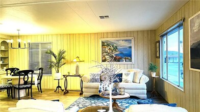 720 Santo Tomas Dr in Hemet, CA - Building Photo - Building Photo