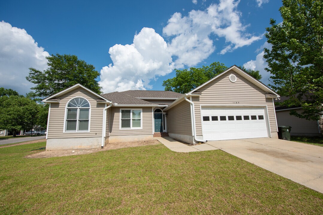 1165 Goodman St in Auburn, AL - Building Photo