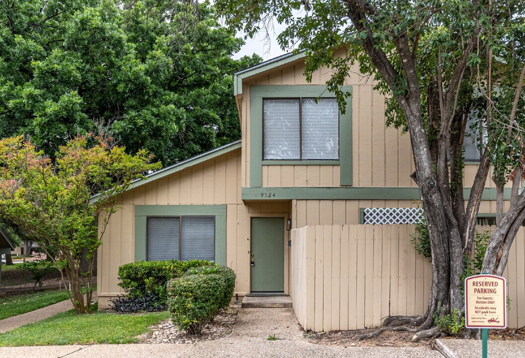 9524 Quail Village Ln in Austin, TX - Building Photo