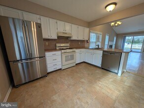 33 Banbury Ct in Trenton, NJ - Building Photo - Building Photo