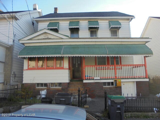 585 Arthur St in Hazleton, PA - Building Photo
