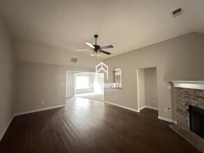9280 Acadia Pl in Cordova, TN - Building Photo - Building Photo