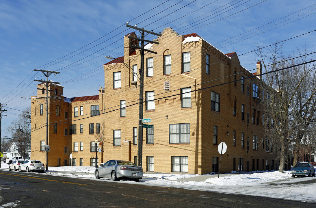 Karley Square Apartments in Detroit, MI - Building Photo