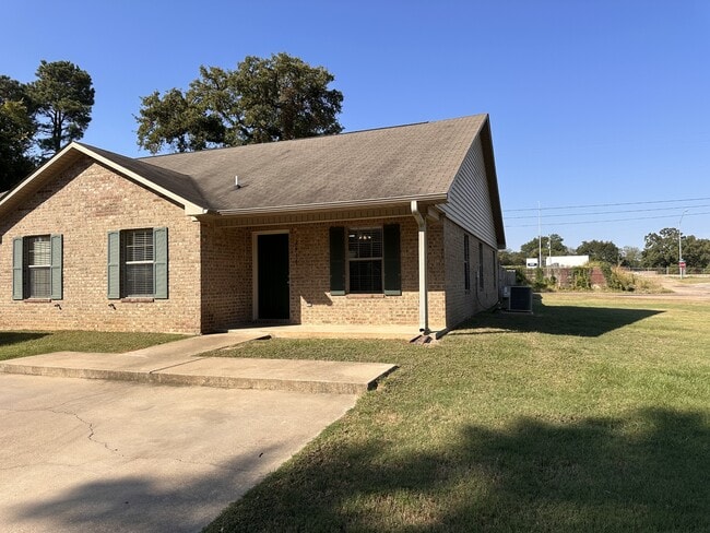 property at 2417 Laurel St