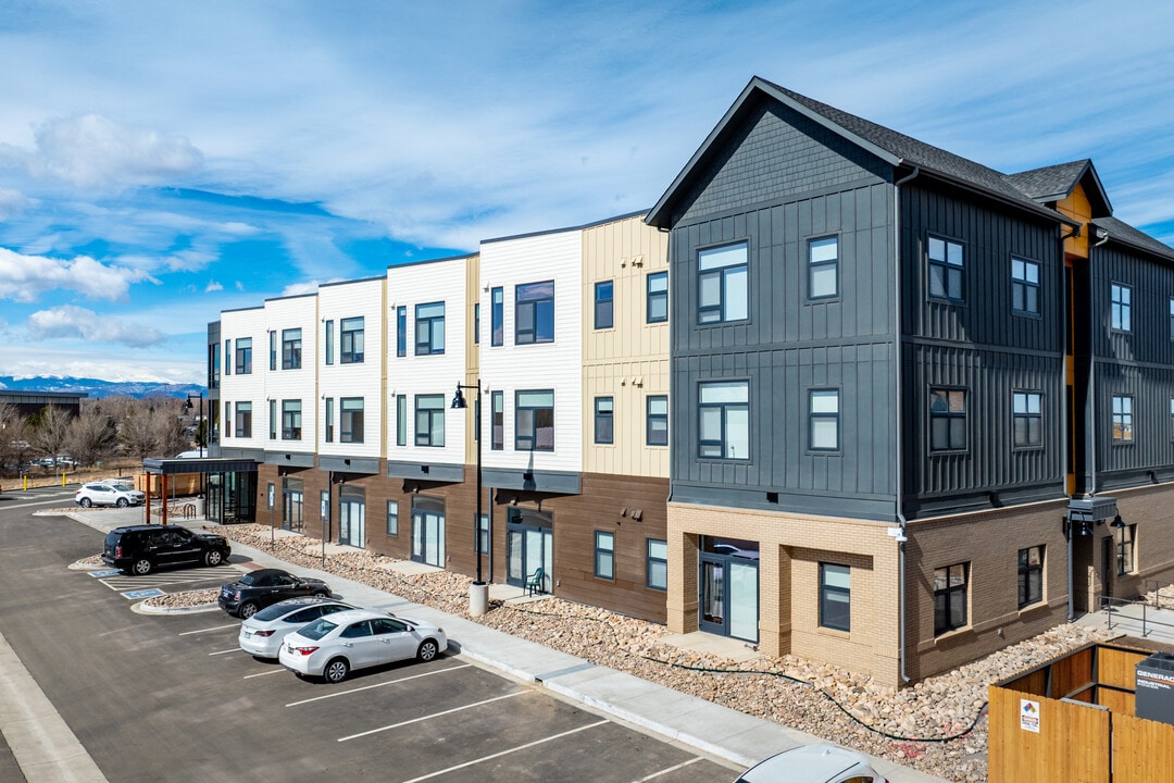 Willoughby Corner in Lafayette, CO - Foto de edificio