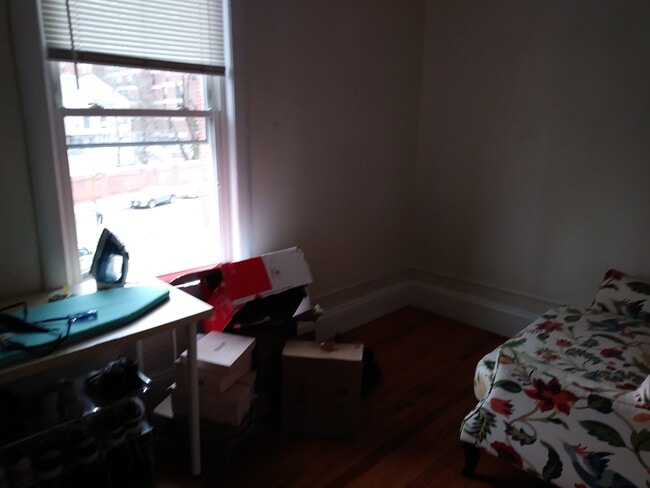 852 Huntington Ave, Unit 2