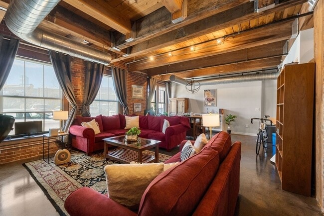 property at 9 W Broadway