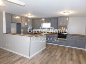 1319 Marshall Ave in Evansville, IN - Building Photo - Building Photo