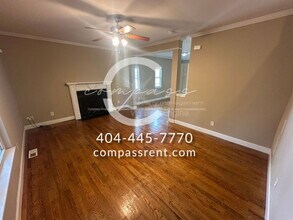 1047 Ada Ave NW in Atlanta, GA - Building Photo - Building Photo