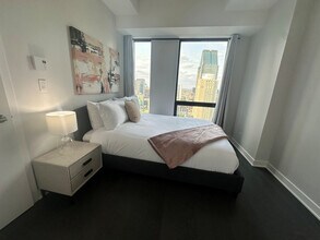 1070 Drummond St, Unit SI ID1261848P in Montréal, QC - Building Photo - Building Photo