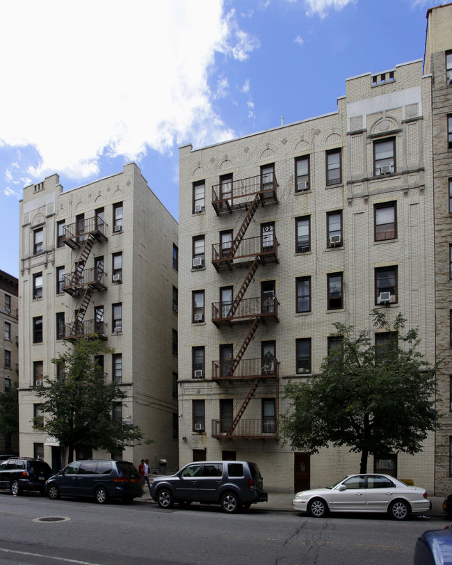 271 Fort Washington Ave in New York, NY - Building Photo - Building Photo