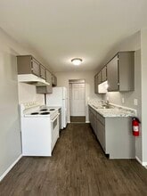 4245 Quarry Rd in Wyandotte, MI - Building Photo - Building Photo