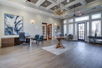 Residence at Midland in Midland, TX - Foto de edificio - Building Photo