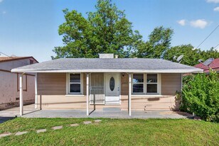 3307 Belden St in Sacramento, CA - Building Photo