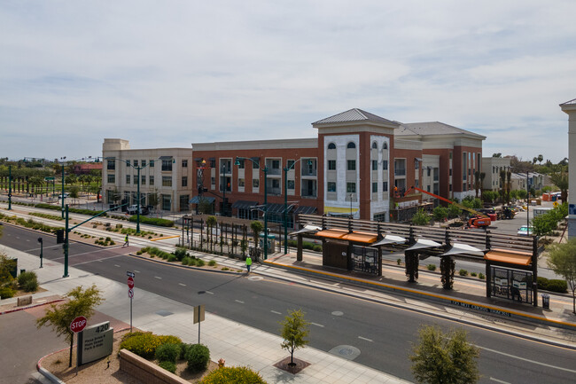 The Grove on Main Townhomes in Mesa, AZ - Building Photo - Building Photo