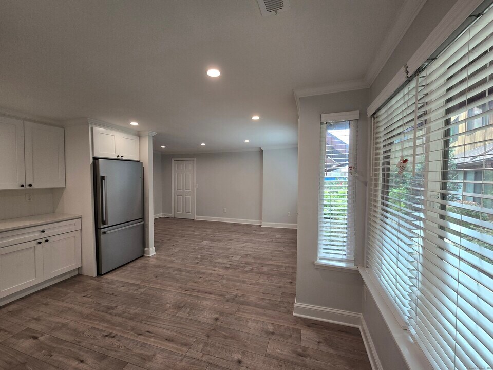 112 Glenwood Ave in Bridgeport, CT - Building Photo