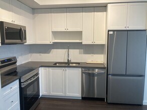 8509-8158 158 St in Surrey, BC - Building Photo - Building Photo