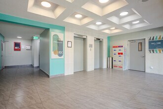 2705 Modugno in Montréal, QC - Foto de edificio - Building Photo