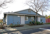 Silver Birch Apartments in Huron, CA - Foto de edificio - Building Photo