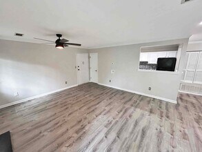 4006 Wingate Way in Atlanta, GA - Building Photo - Building Photo