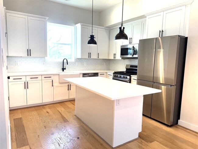 property at 5338 Donovan Gdns Ln