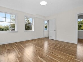 1 Pleasant St in Cohasset, MA - Building Photo - Building Photo