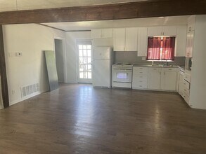 3319 Sherwood Ln in Wichita Falls, TX - Building Photo - Building Photo