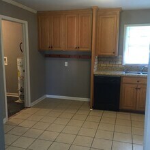1510 Leslie St in Bossier City, LA - Building Photo - Building Photo