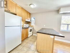 9 Thirty Third St in Toronto, ON - Building Photo - Building Photo