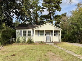 4717 Orchid St in Baton Rouge, LA - Building Photo