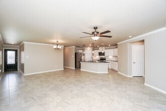 7944 Broussard in San Antonio, TX - Building Photo - Building Photo