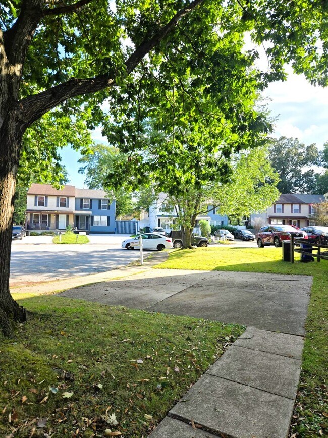 7808 Butterfield Dr in Elkridge, MD - Building Photo - Building Photo