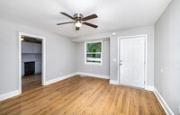 2530 Marling Dr in Columbia, SC - Building Photo - Building Photo