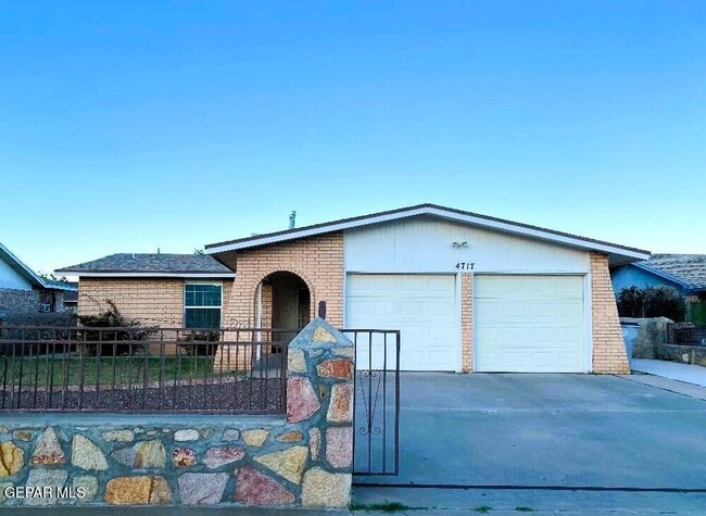 4717 G V Underwood Dr