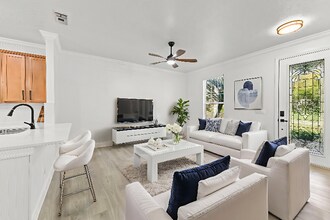 5318 Kumquat Loop in Windermere, FL - Foto de edificio - Building Photo