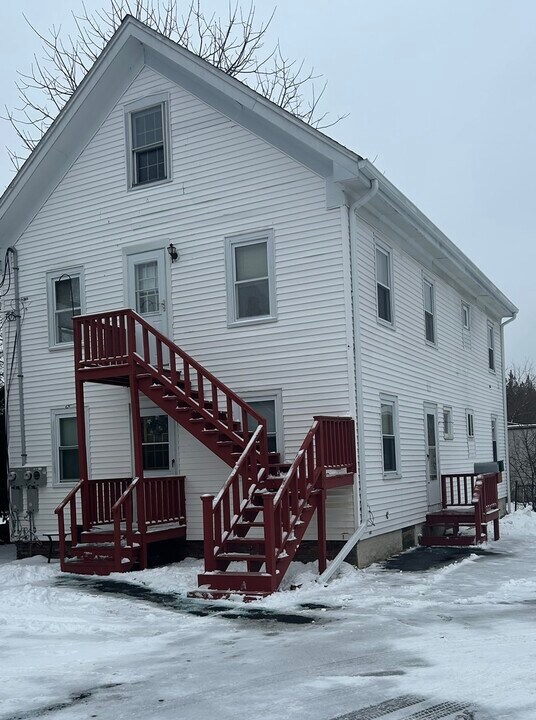 6 Cheever St in Danvers, MA - Building Photo